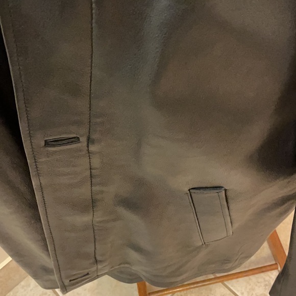 Men’s leather ‘car coat’ Fall or Spring coat - Picture 5 of 8